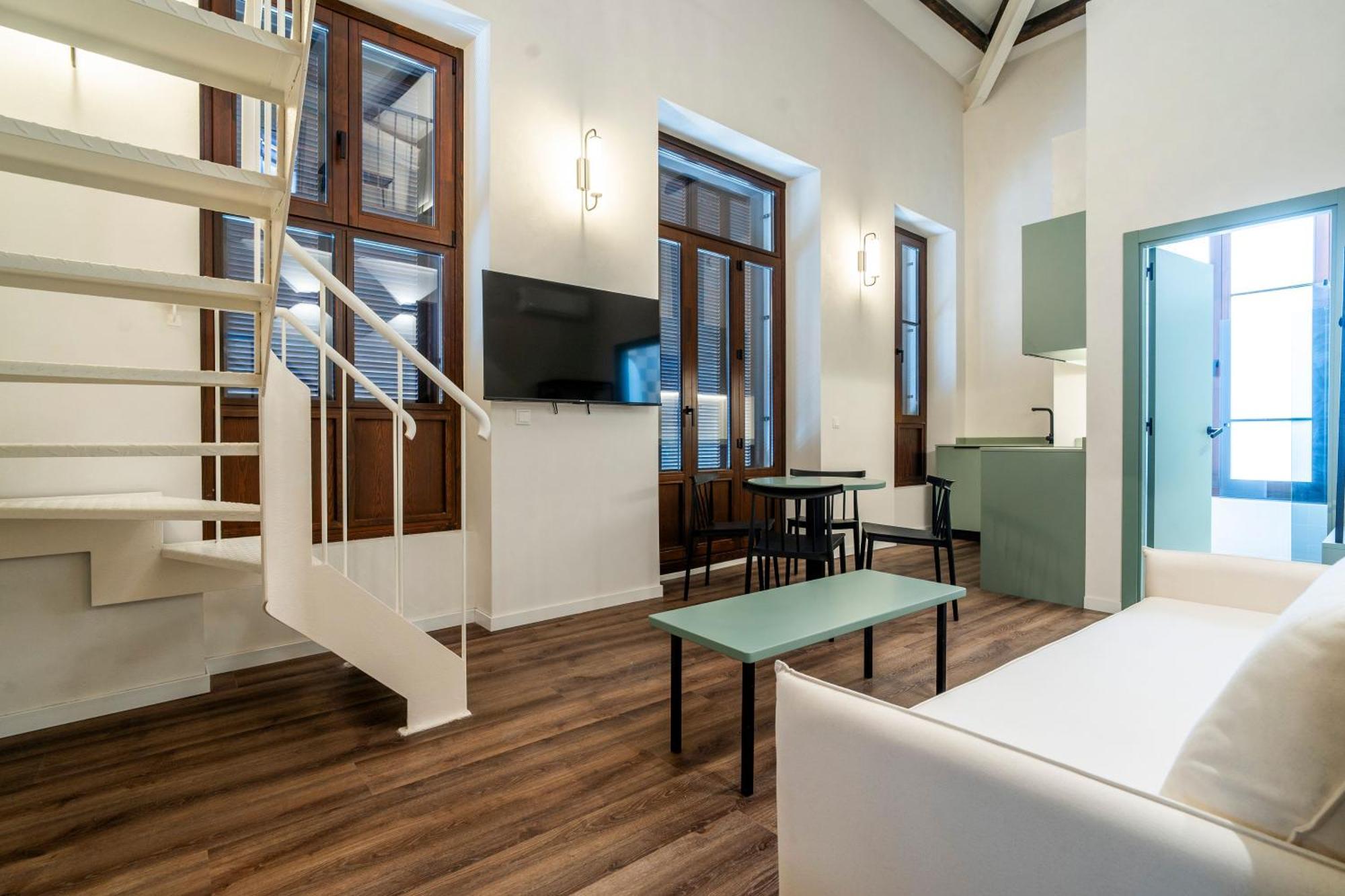 Hotel Vlc Host - Reina 168 à Valence Extérieur photo