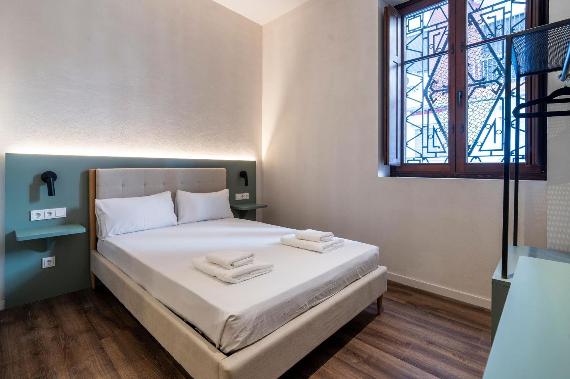 Hotel Vlc Host - Reina 168 à Valence Extérieur photo
